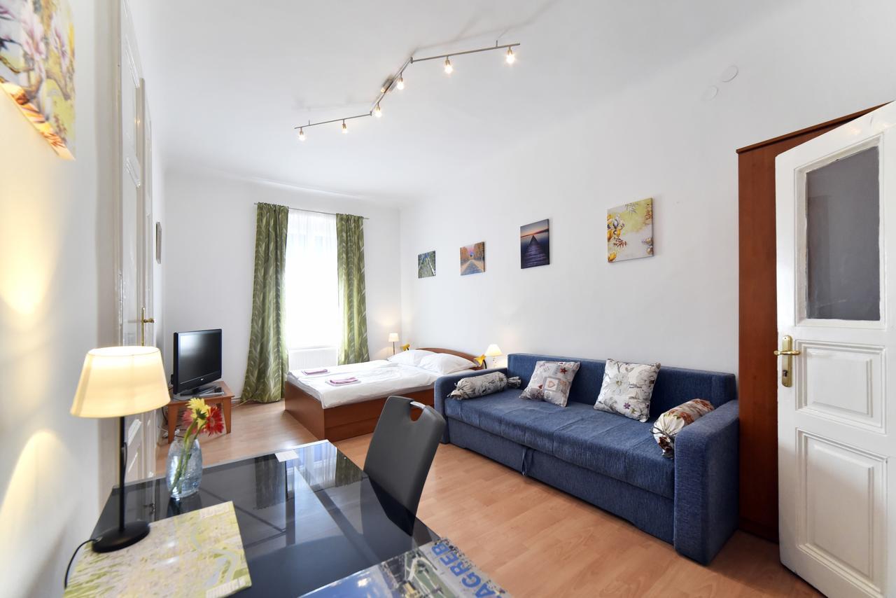 Apartment Tesla Загреб Экстерьер фото