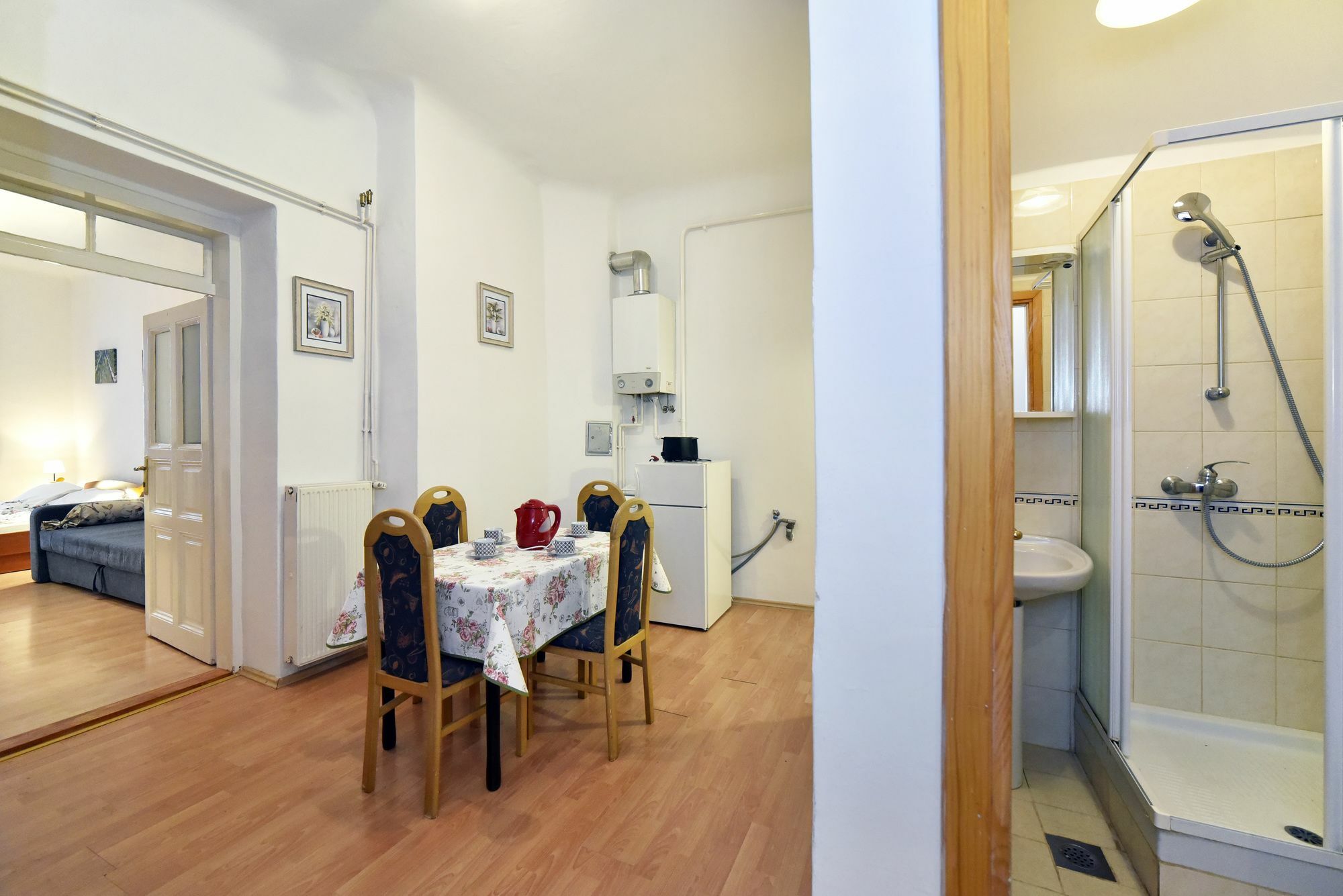 Apartment Tesla Загреб Экстерьер фото