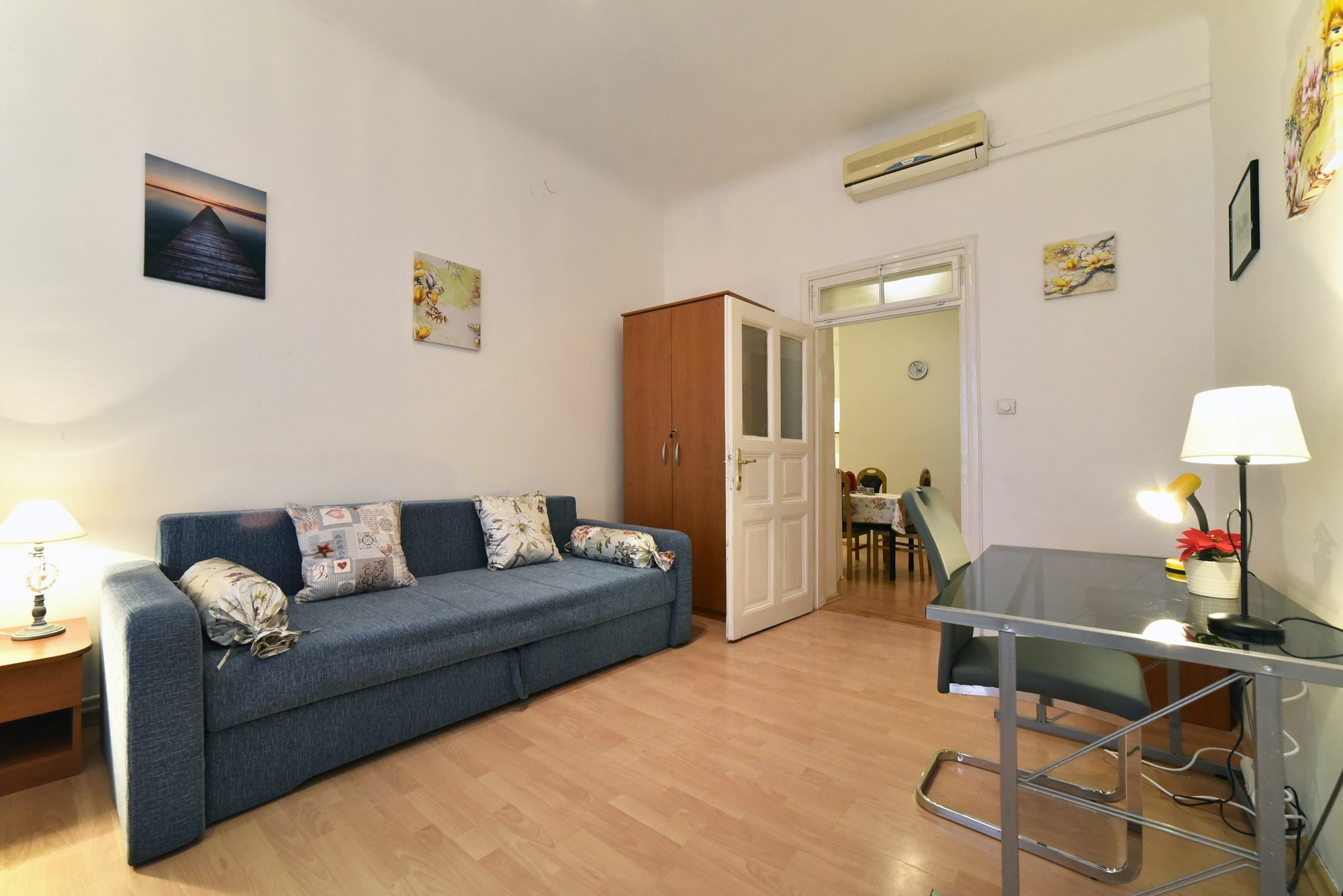 Apartment Tesla Загреб Экстерьер фото